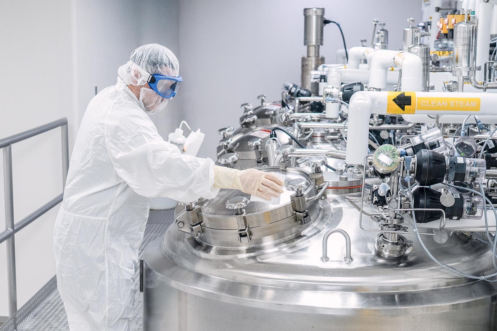 GMP-compliant-facility-services